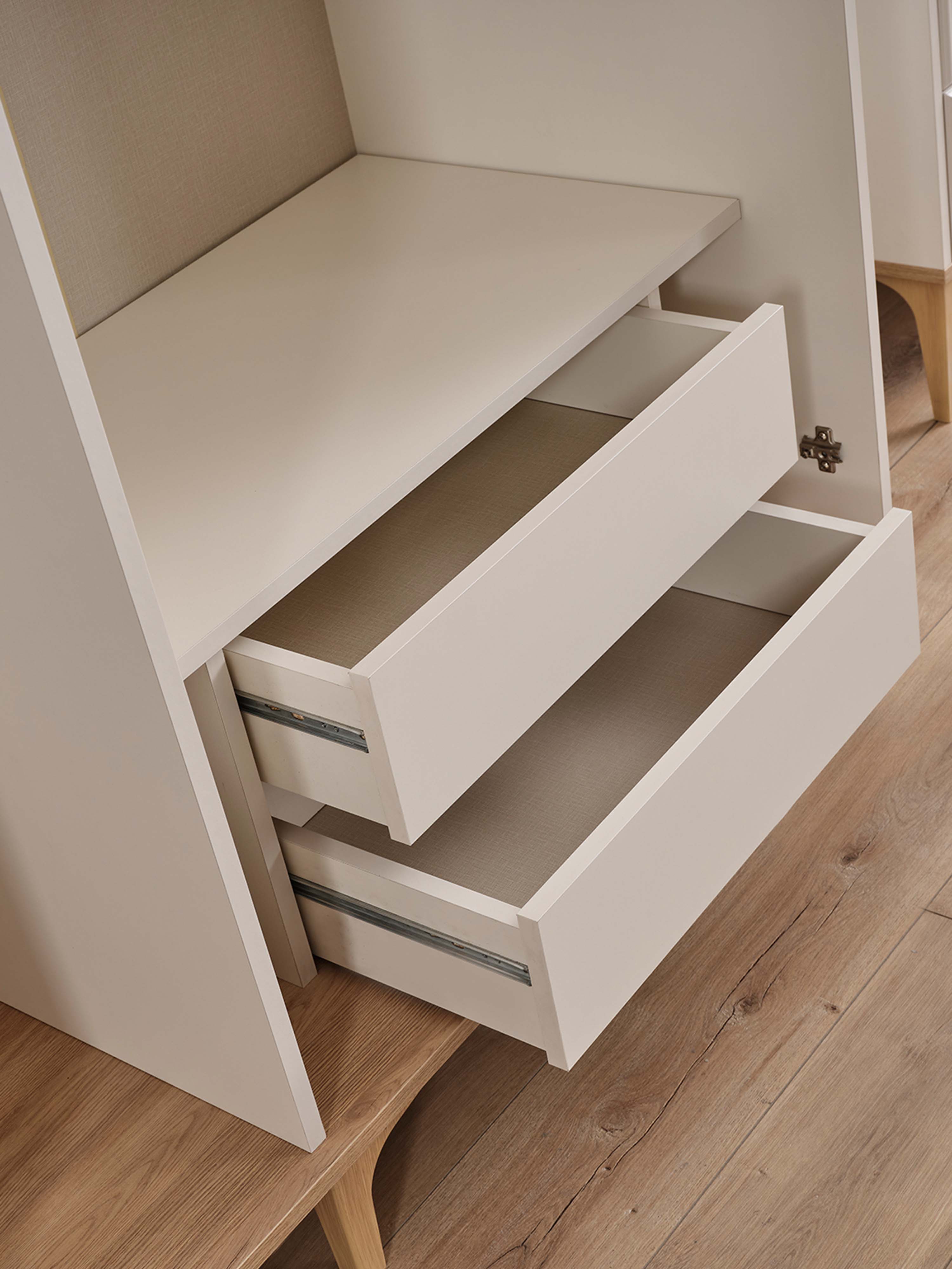 Bella Schlafzimmerschrank 6-Türen