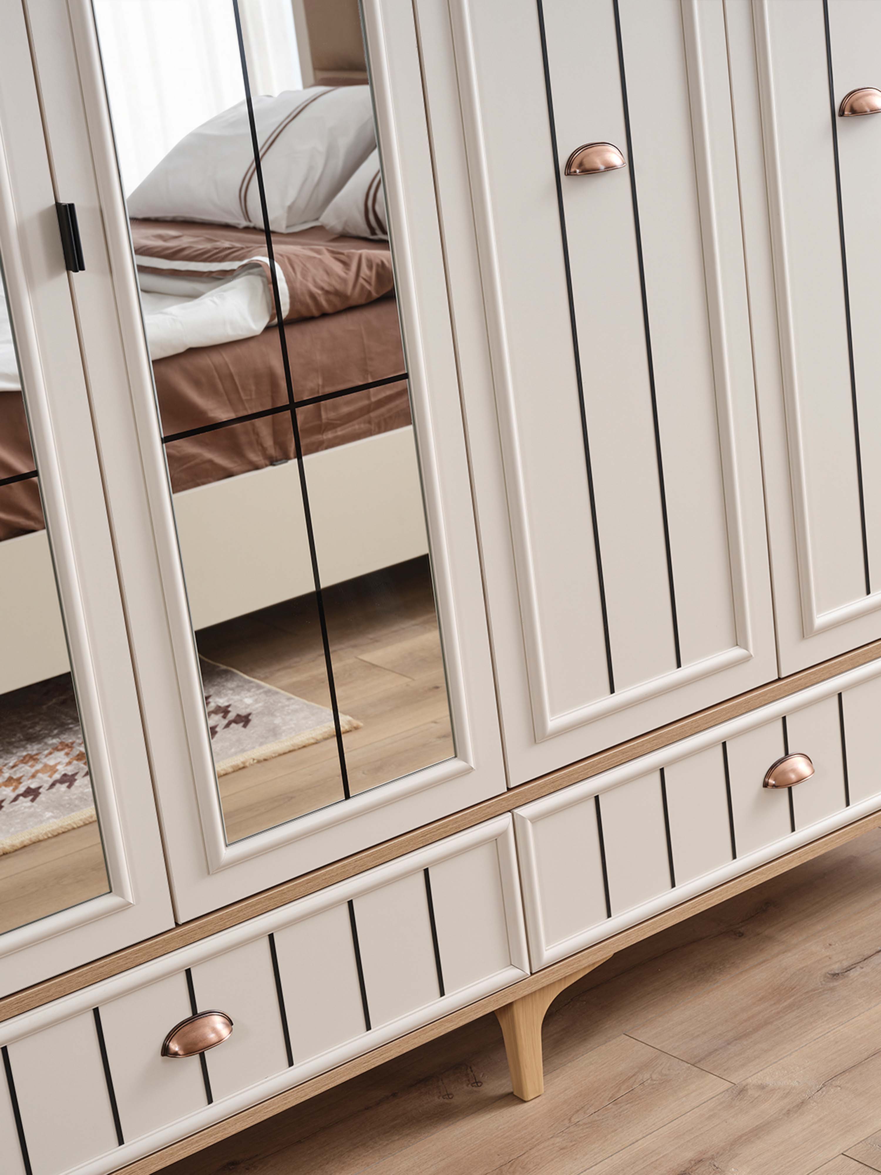 Bella Schlafzimmerschrank 6-Türen