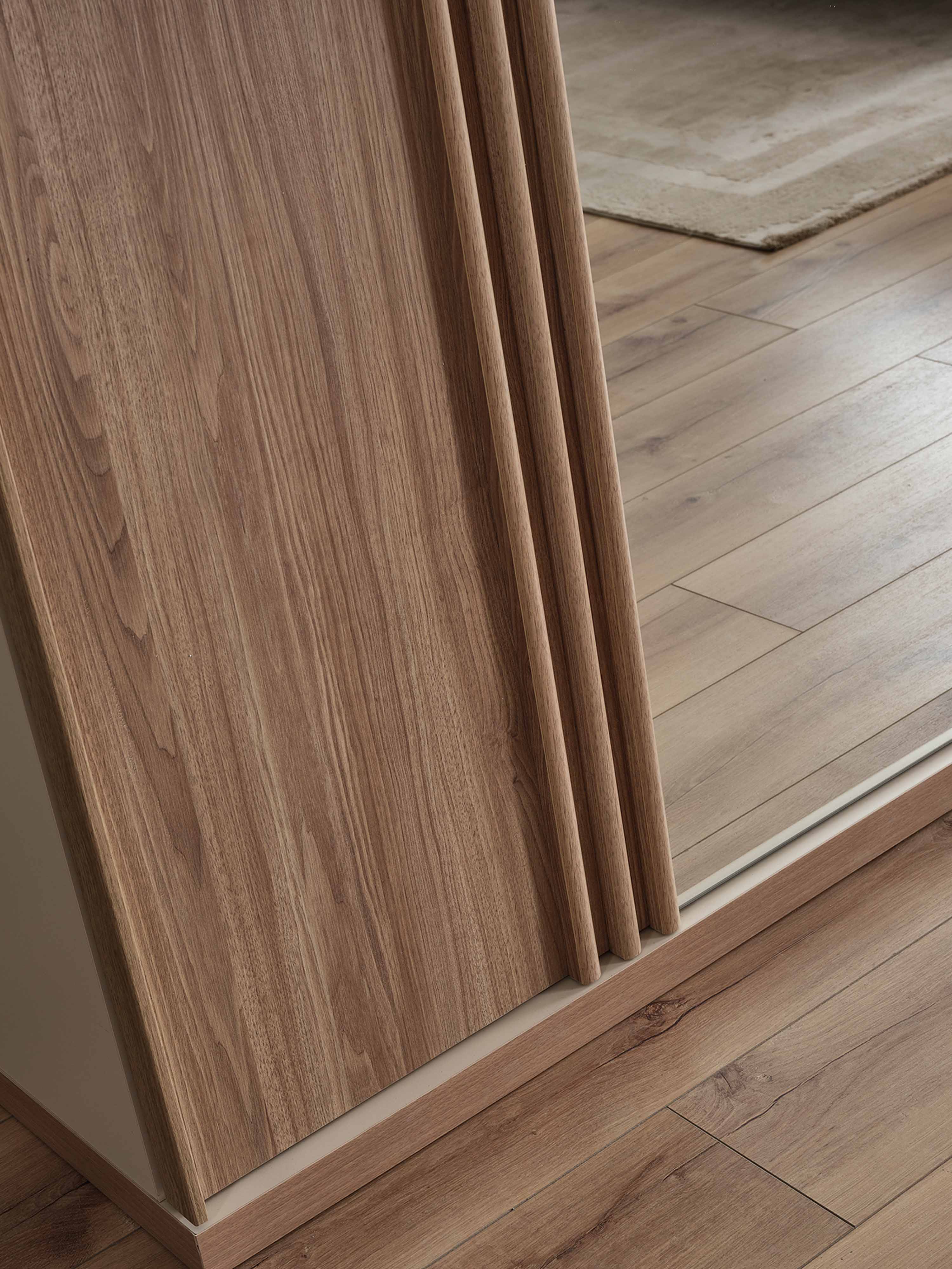 Bien Schlafzimmerschrank 6-Türen