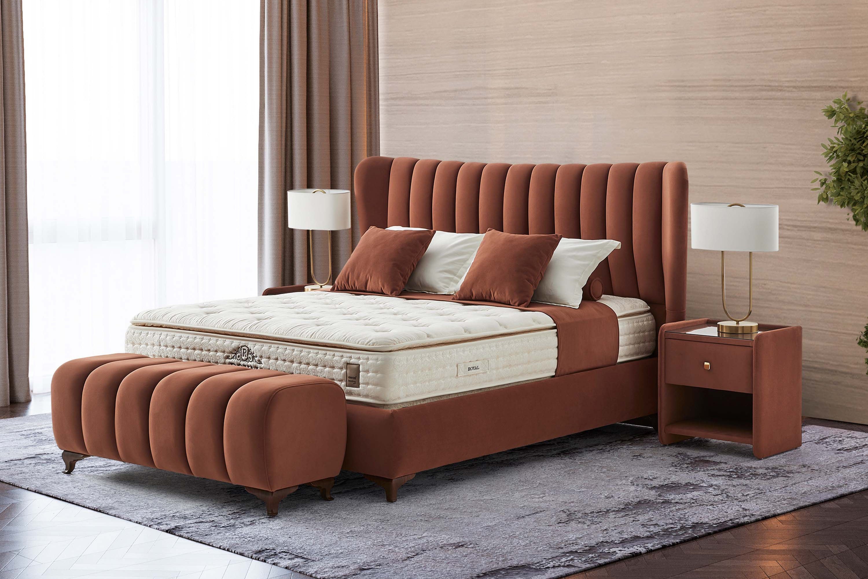 Royal Peri Bett